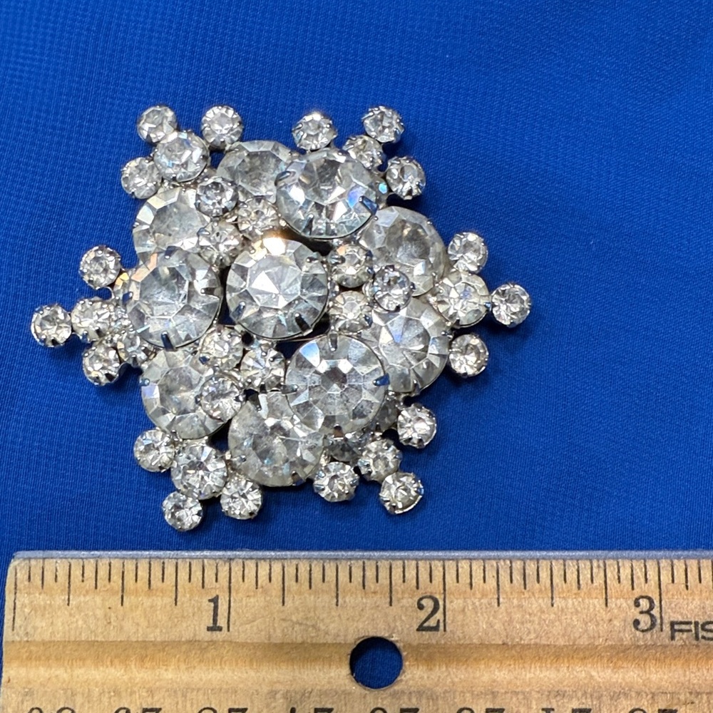 Sparkling Crystal Brooch